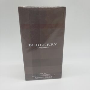 397- Burberry London Men's Made in Spain NWT